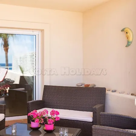 Bermuda 52 Apartment *